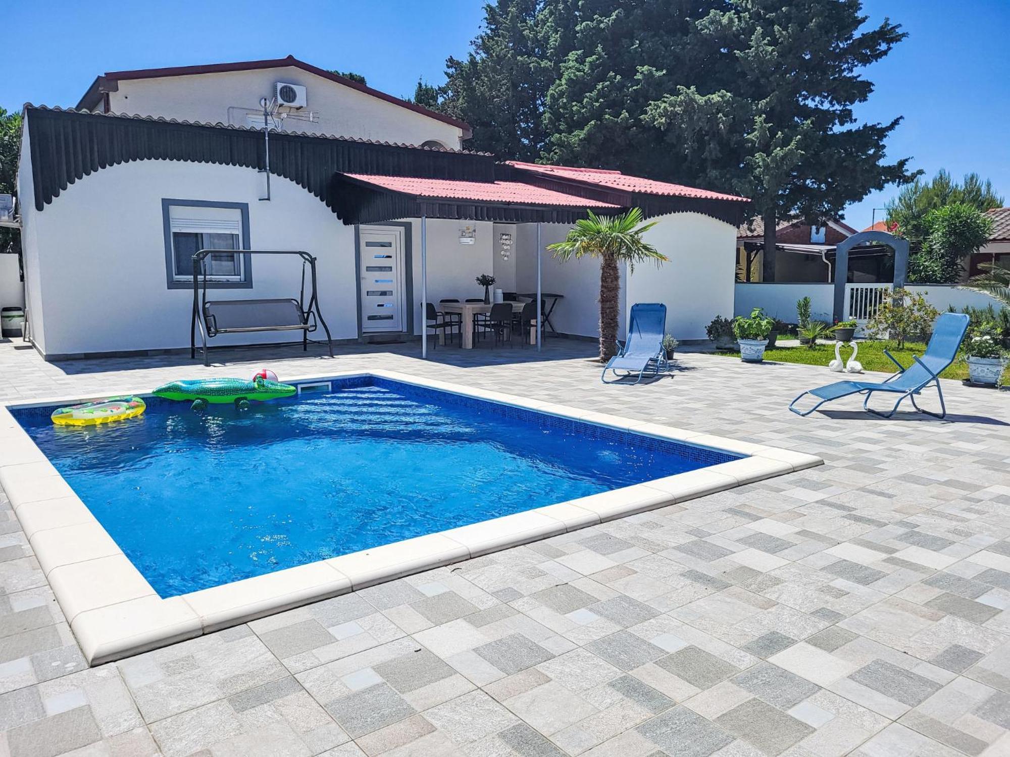 Holiday Home Matea By Interhome Нин Экстерьер фото
